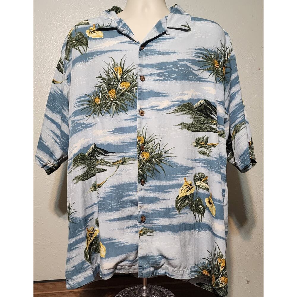 Tommy Bahama 100% Silk Short Sleeve Button Up Shirt Floral Pattern Size XL